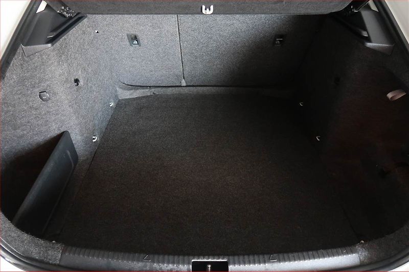 Škoda Octavia (2015) 1.6 TDI - fotka 13 z 15