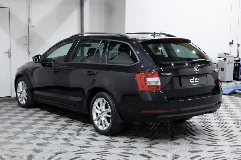 Škoda Octavia 3 FL Combi 1.4 TSI 110 kW - fotka 5 z 35
