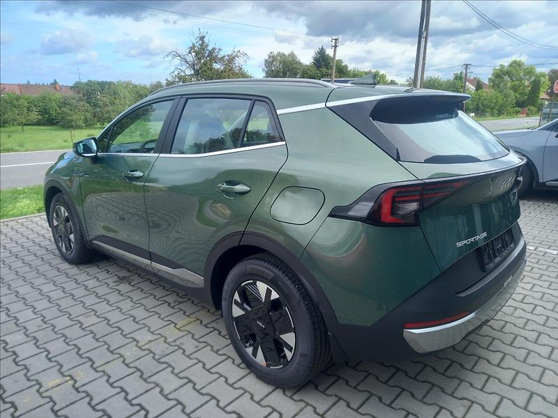Kia Sportage 1,6 T-GDi 7DCT Exclusive - fotka 3 z 6