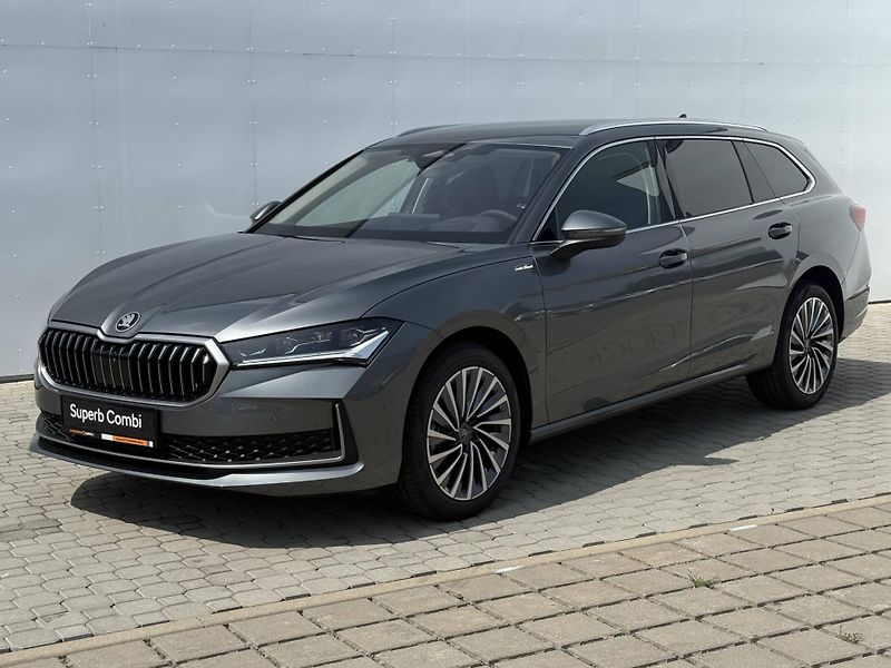 Škoda Superb (2026) L&K 7DSG 2,0 TDI - fotka 1 z 5