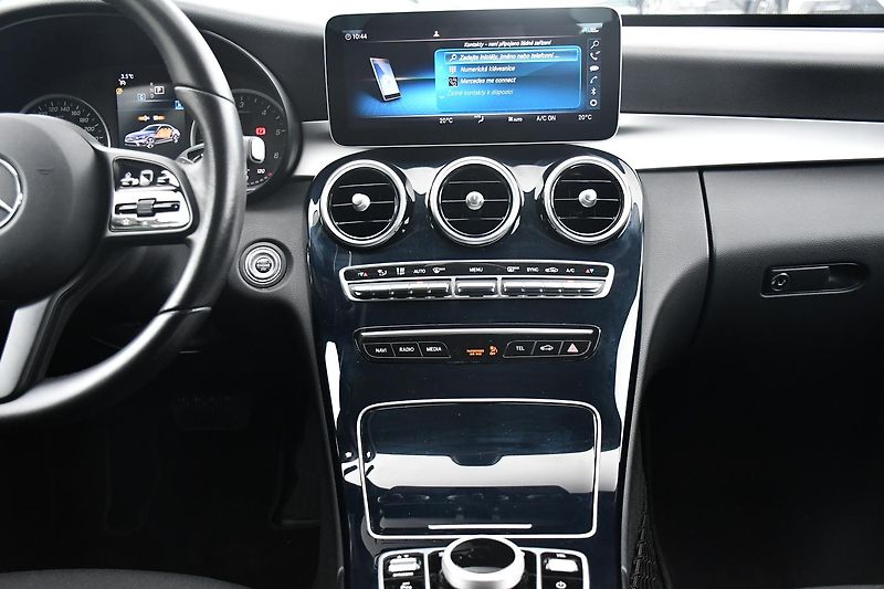 Mercedes-Benz Třídy C 200d PRAV. SERVIS MB 2xPNEU - fotka 24 z 55