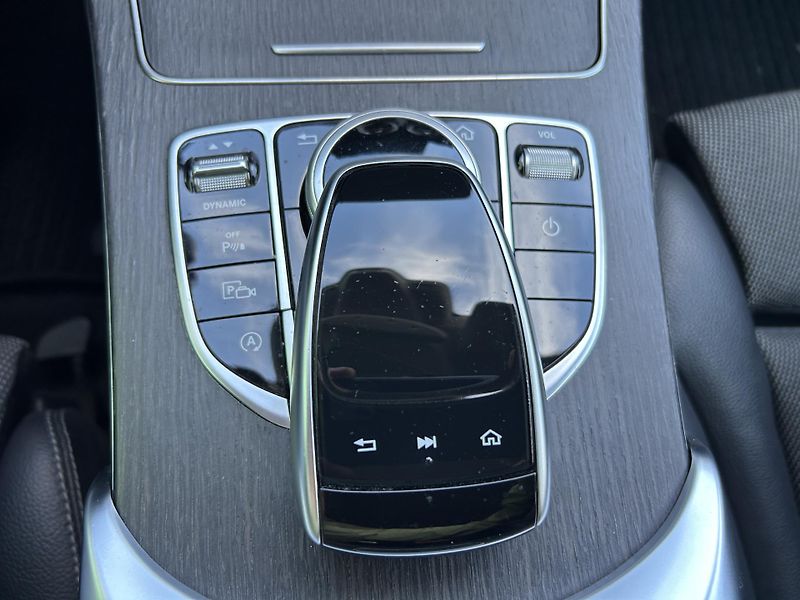 Mercedes-Benz Třídy C (2019) 220 D 143 KW 9G MULTIBEAM TOP - fotka 24 z 36