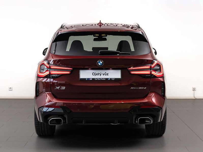 BMW X3 xDrive30d - fotka 4 z 22