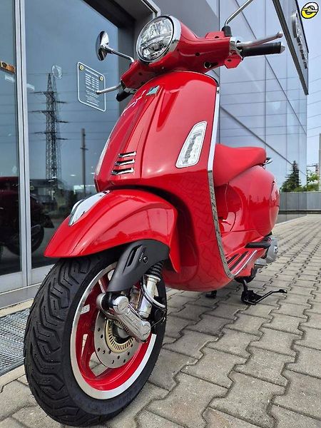 Vespa Primavera 125 3V ABS (2026) Primavera 125 RED - fotka 10 z 22