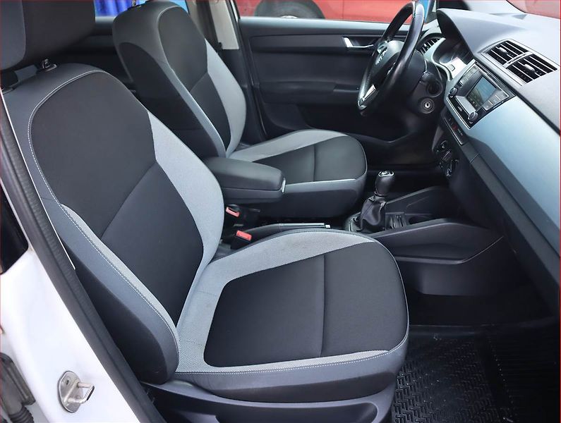 Škoda Fabia (2016) 1.2 TSI - fotka 9 z 17