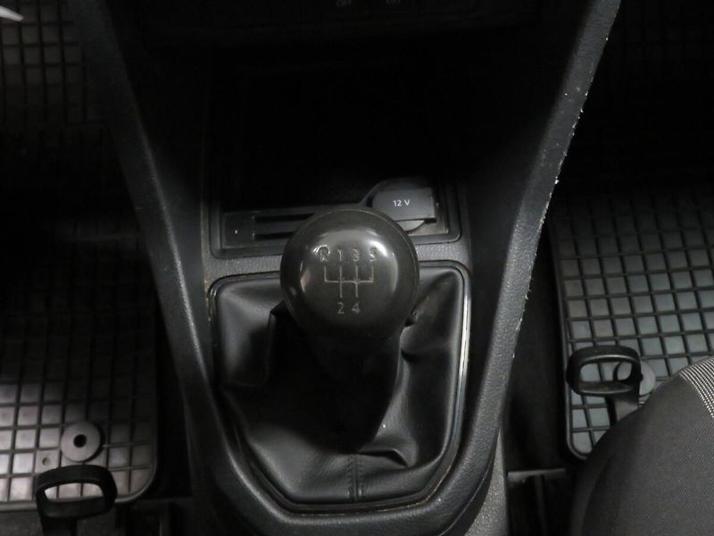 Volkswagen Caddy - fotka 19 z 21