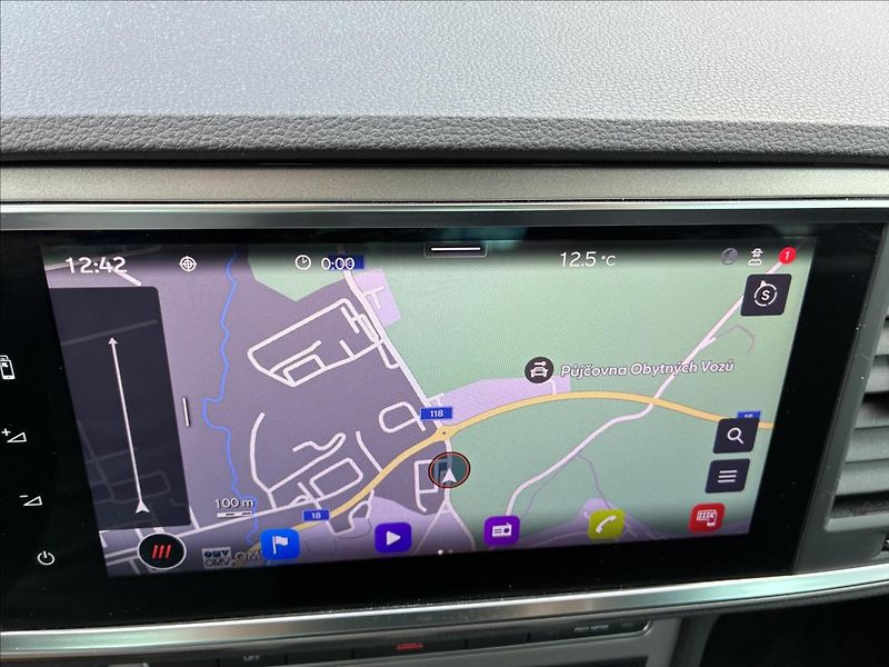 Seat Ateca 2,0 TDI TAŽNÉ KAMERA - fotka 23 z 31