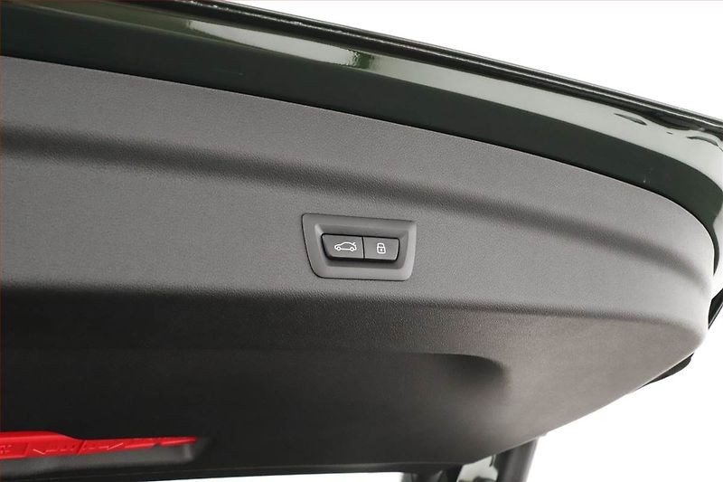 BMW X1 (2025) sDrive20i, XLine, Kamera - fotka 21 z 23