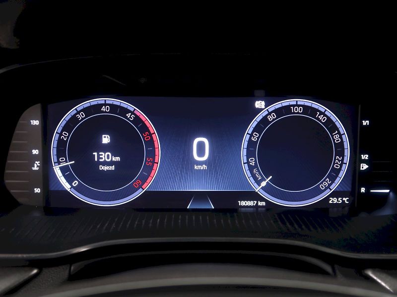 Škoda Octavia (2020) AMBITION 2.0TDI 85KW - fotka 17 z 36