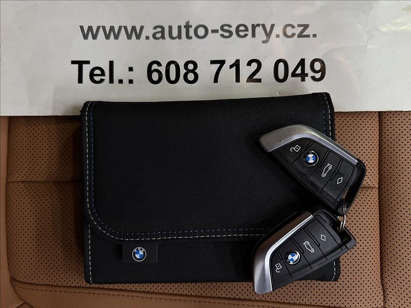 BMW Řada 5 530E XDRIVE ACC LASER TAŽNÉ - fotka 47 z 47