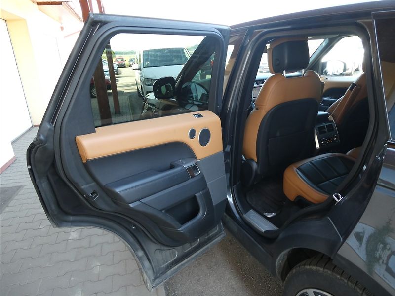 Land Rover Range Rover Sport 3,0 SDV6 HSE DYNAMIC DPH, ČR - fotka 25 z 48
