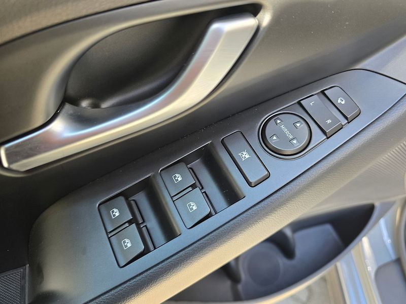 Hyundai i30 1.5 T-GDi DCT N-Line, serv.kn. - fotka 10 z 26