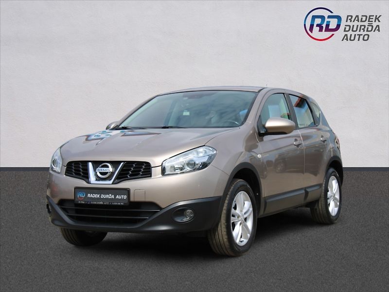 Nissan Qashqai 2,0 i  NOVÉ V ČR,4x4,TAŽNÉ - fotka 1 z 24