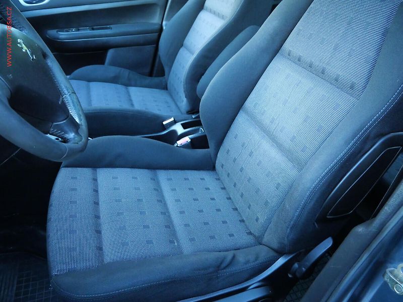 Peugeot 307 (2006) 1.6 HDI, AC, TZ, panor. - fotka 9 z 21