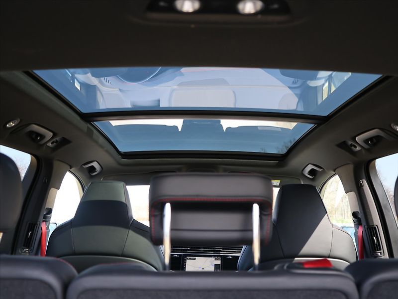 Audi SQ7 4,0 TFSI 373KW CZ ZÁRUKA - fotka 28 z 37