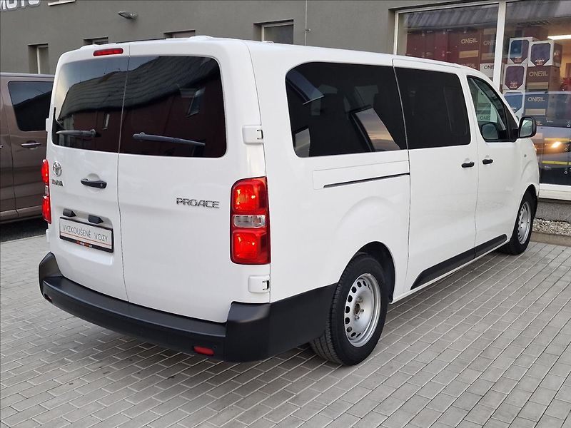 Toyota ProAce Verso 2.0 D-4d 140k L2 106kW - fotka 10 z 45
