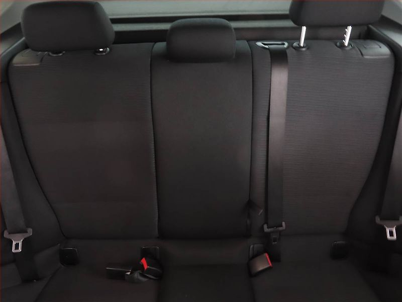 BMW X1 (2013) xLine sDrive20d, 4X4, Automat - fotka 10 z 14