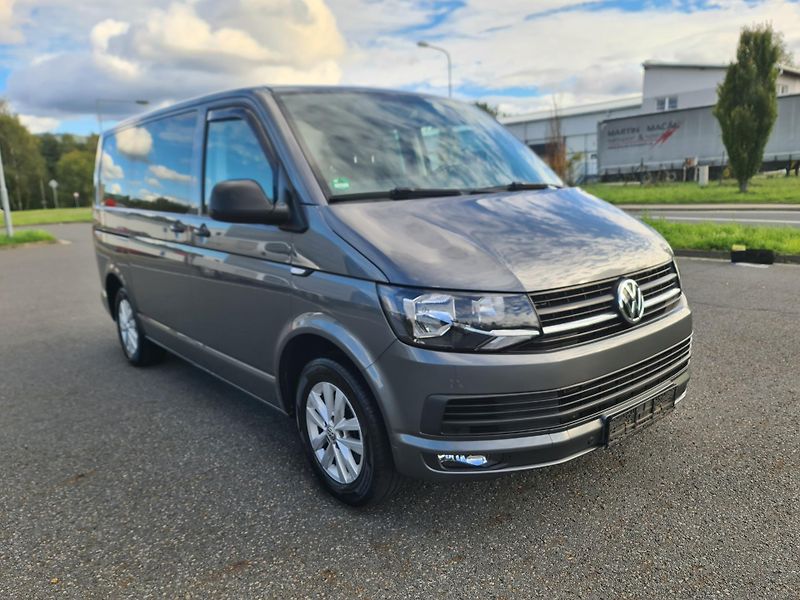 Volkswagen Multivan (2016) T6 2.0 TDi 110-KW DSG POSTEL S - fotka 5 z 35
