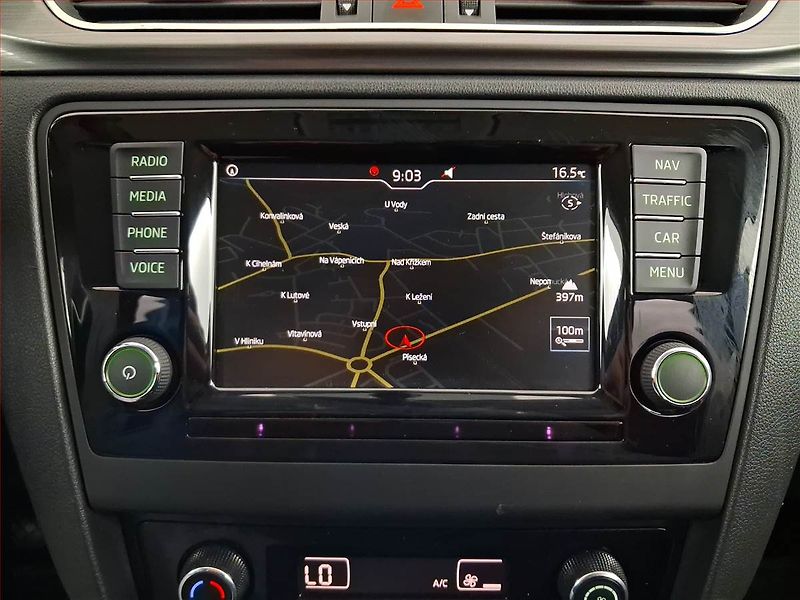 Škoda Rapid (2018) Style 1.0 TSI, Serv.kniha - fotka 13 z 19