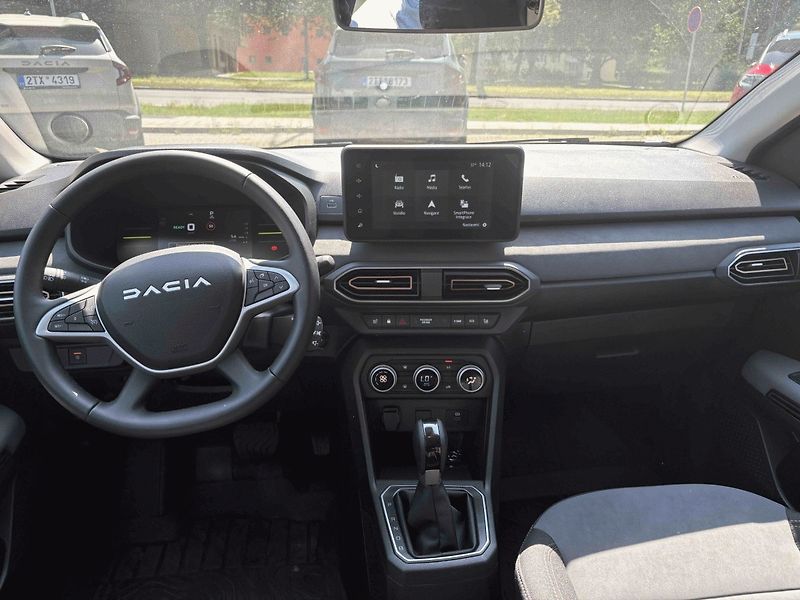 Dacia Jogger (2026) Extreme Hybrid 140 7míst Poboč - fotka 5 z 8