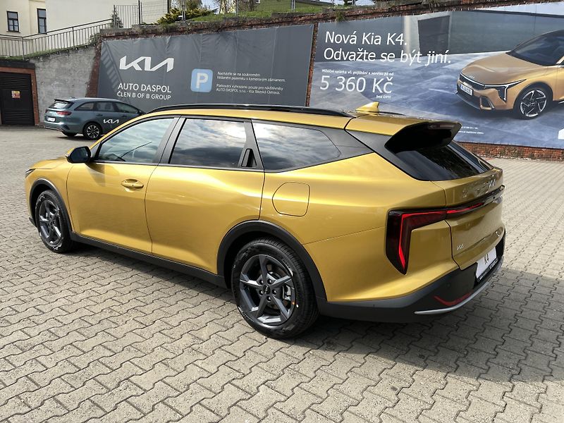 Kia K4 Sportswagon (2026) 1.6T-GDi 7DCT SPIN 110Kw - fotka 5 z 24