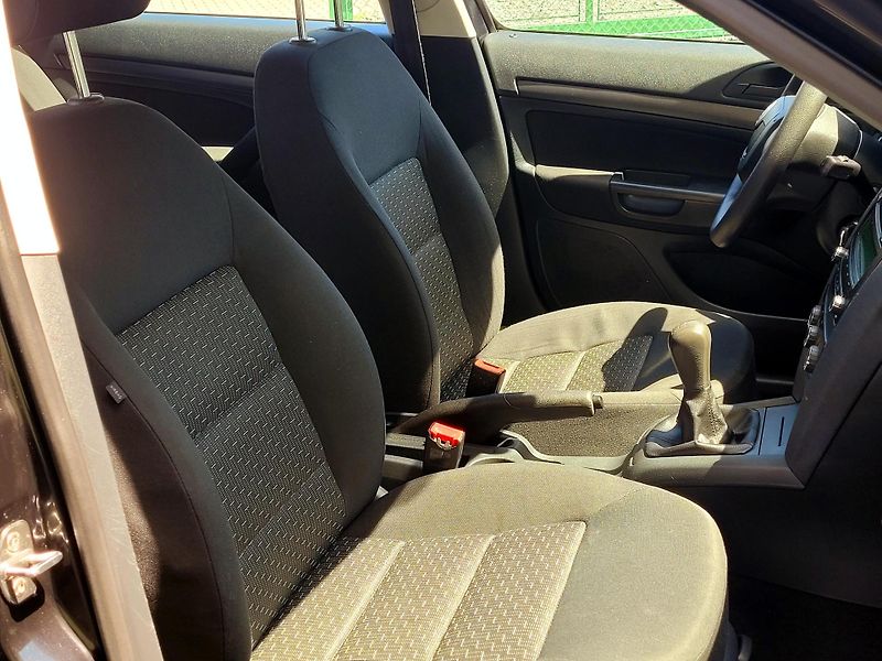Škoda Octavia 1,2TSi 105k*SERV.KNÍŽKA*       - fotka 27 z 42