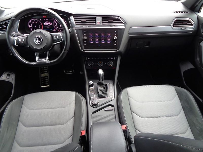 Volkswagen Tiguan 2.0 TDI HL 4x4 R line 140 kW 7 - fotka 12 z 30