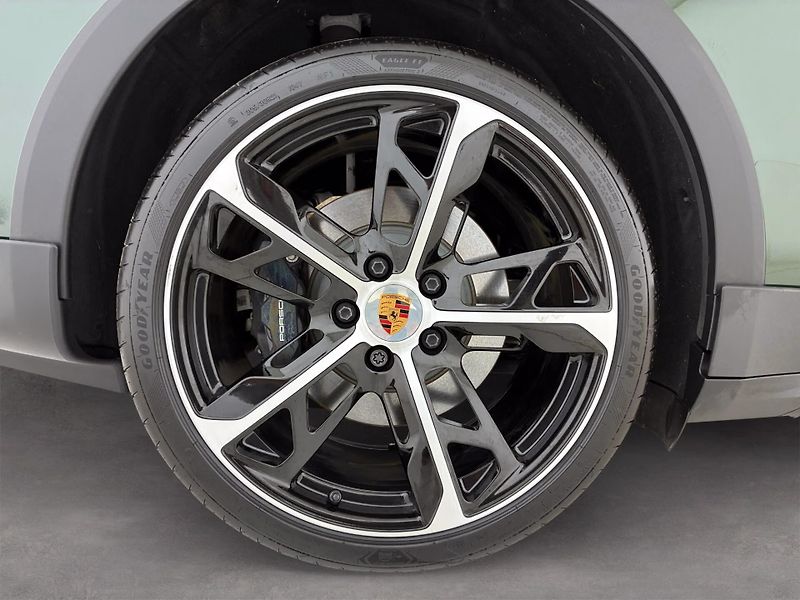 Porsche Taycan 4 Cross Turismo Chrono Venti - fotka 10 z 20