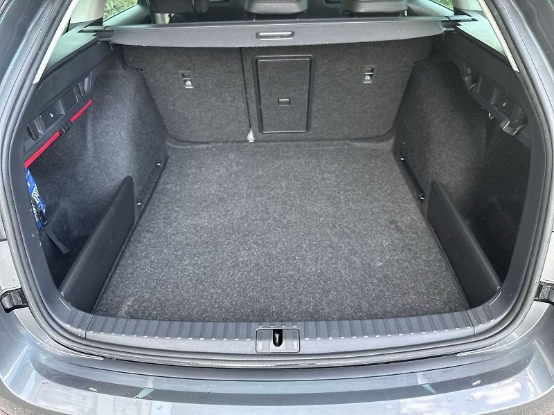 Škoda Octavia (2024) Combi 2.0 TDI DSG Style - fotka 31 z 32