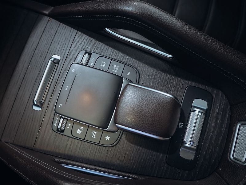 Mercedes-Benz GLS 400d 4MATIC AMG TV - fotka 16 z 37