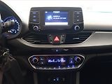 Hyundai i30 (2018) 1.6 CRDi, Tempomat - náhled 12