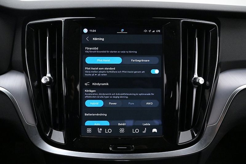 Volvo V60 Recharge T6 AWD Core Bright - fotka 15 z 22