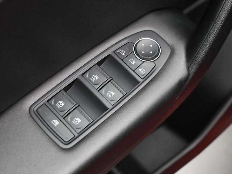 Renault Captur 1,0 TCe 67kW CZ Zen 1.Maj LED - fotka 14 z 35