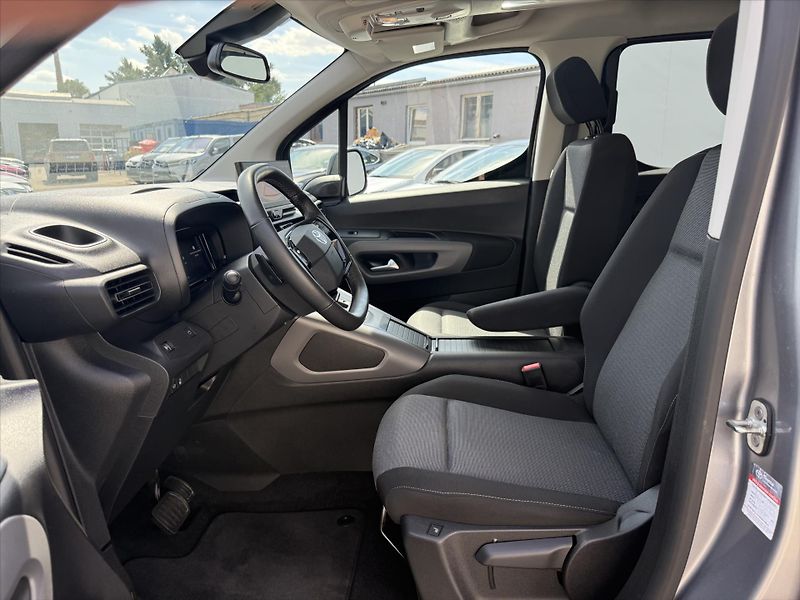 Toyota ProAce City Verso 1,5 Short VIP - fotka 8 z 23