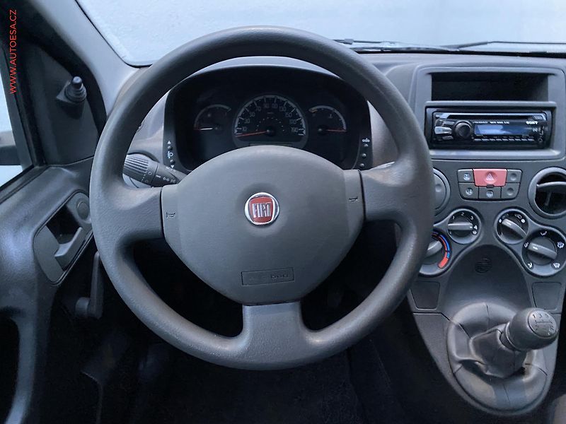 Fiat Panda (2010) 1.1i - fotka 11 z 12