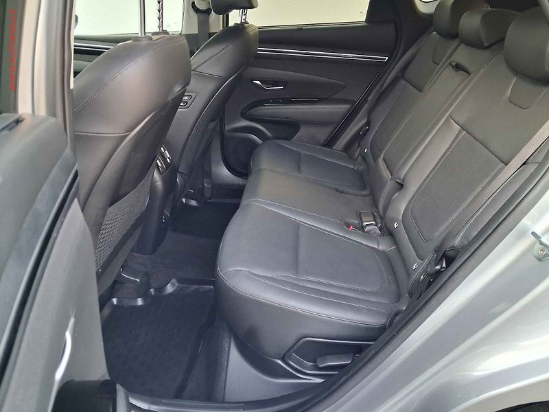 Hyundai Tucson (2022) 1.6 T-GDi 4x4, Premium, AT - fotka 10 z 22