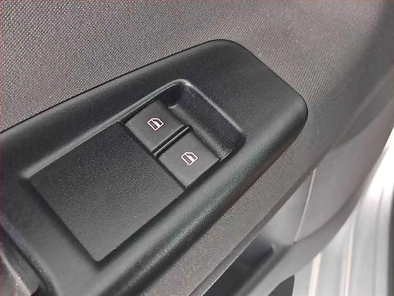 Volkswagen Polo (2007) 1.2, ČR,1.maj, Serv.kniha - fotka 16 z 17