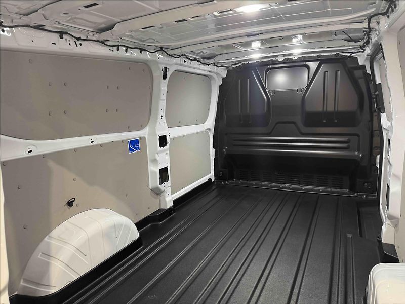 Ford Transit Custom (2026) 2,0 2,0 EcoBlue  TREND 320 L2 - fotka 10 z 14