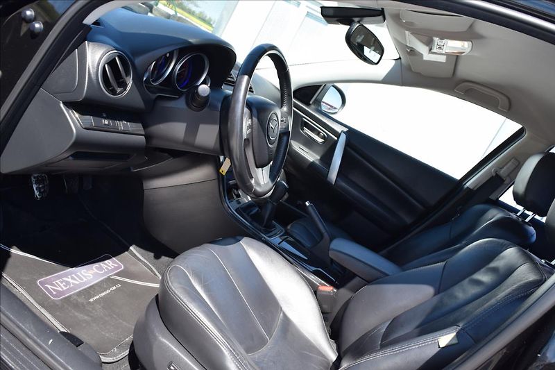 Mazda 6 2,0 d 103KW VÝHŘEV ALU - fotka 15 z 45