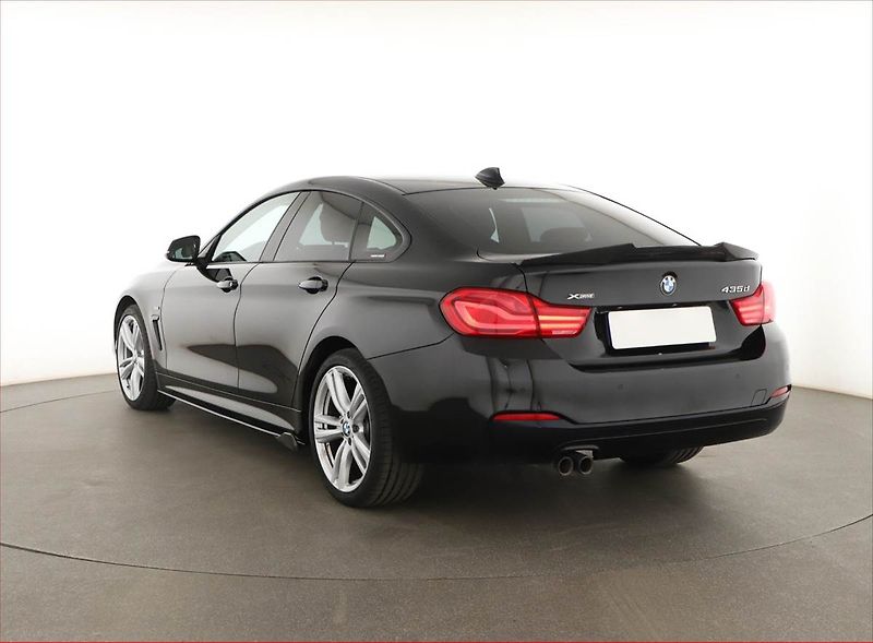 BMW Řada 4 (2017) Sport Line 435d xDrive - fotka 4 z 20