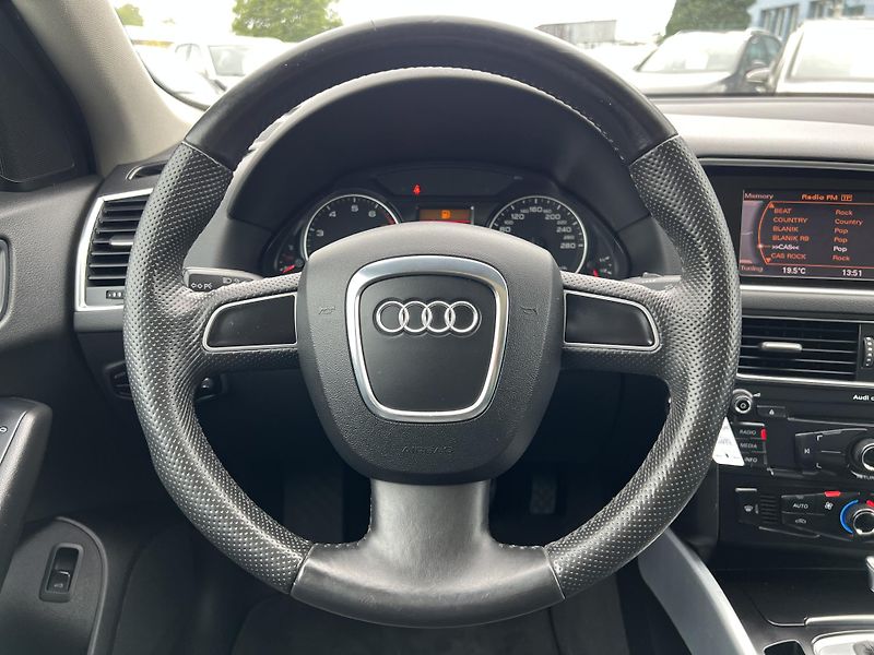 Audi Q5 2.0TFSi 155KW QUATTRO AUTOMAT - fotka 12 z 41