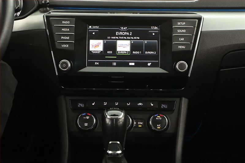 Škoda Superb (2015) 2.0 TDI, Automat, Navi, Xenony - fotka 9 z 15