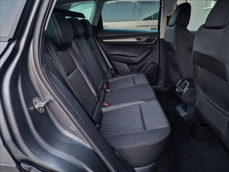 Škoda Karoq 2.0 TDI 110kW 4x4 DSG Style - fotka 15 z 50