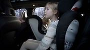 Automobilka Volvo představila vlastní dětské autosedačky.