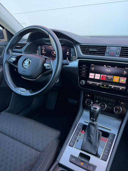 Škoda Superb 2.0TDI DSG 110kW 1.Maj DPH TZ - fotka 9 z 20