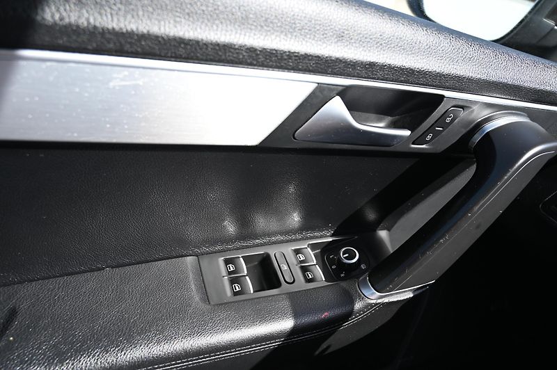 Volkswagen Passat 2.0TSI 155KW DSG Highline 7/14 - fotka 18 z 44