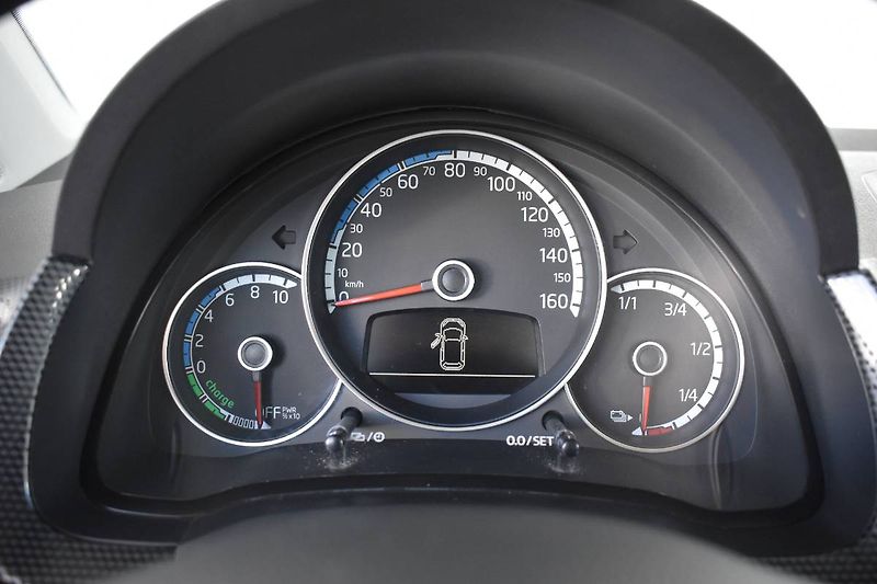 Volkswagen e-up! (2021) 61kW, TOP stav - fotka 15 z 20