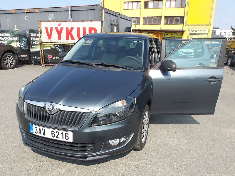 Škoda Fabia 1,4MPi 63kW KRASAVEC ! - fotka 14 z 25