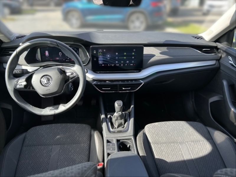 Škoda Octavia 1,5 TSI 110 Style - fotka 9 z 11