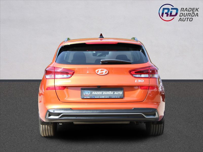 Hyundai i30 1,5 CVVT  ČR,1MAJ,STYLE,ZÁRUKA - fotka 6 z 35